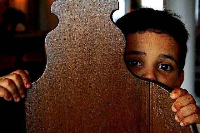 30 ukrytych oznak niepokoju u dzieci + lista kontrolna niepokoju dziecka