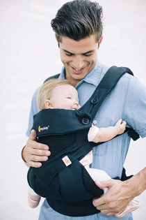 Baby Must Haves for Dad: Ergobaby 360