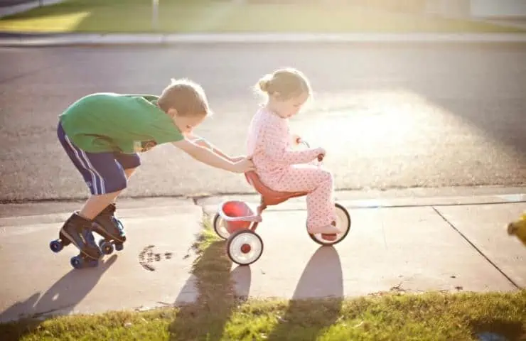 38 Acts of Kindness for Kids to Teach Compassion—For Every Age And Budget