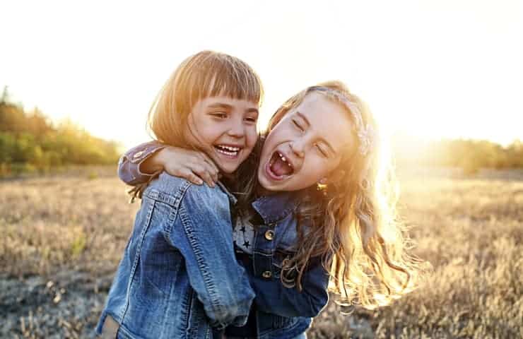 20 Fun Things Things to Do With Your Sister At Least Once