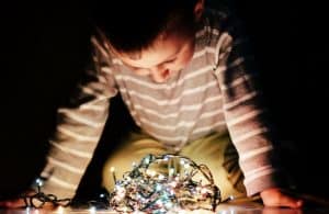 4 Gifts for Christmas: How to Make Your Family Happy With Less